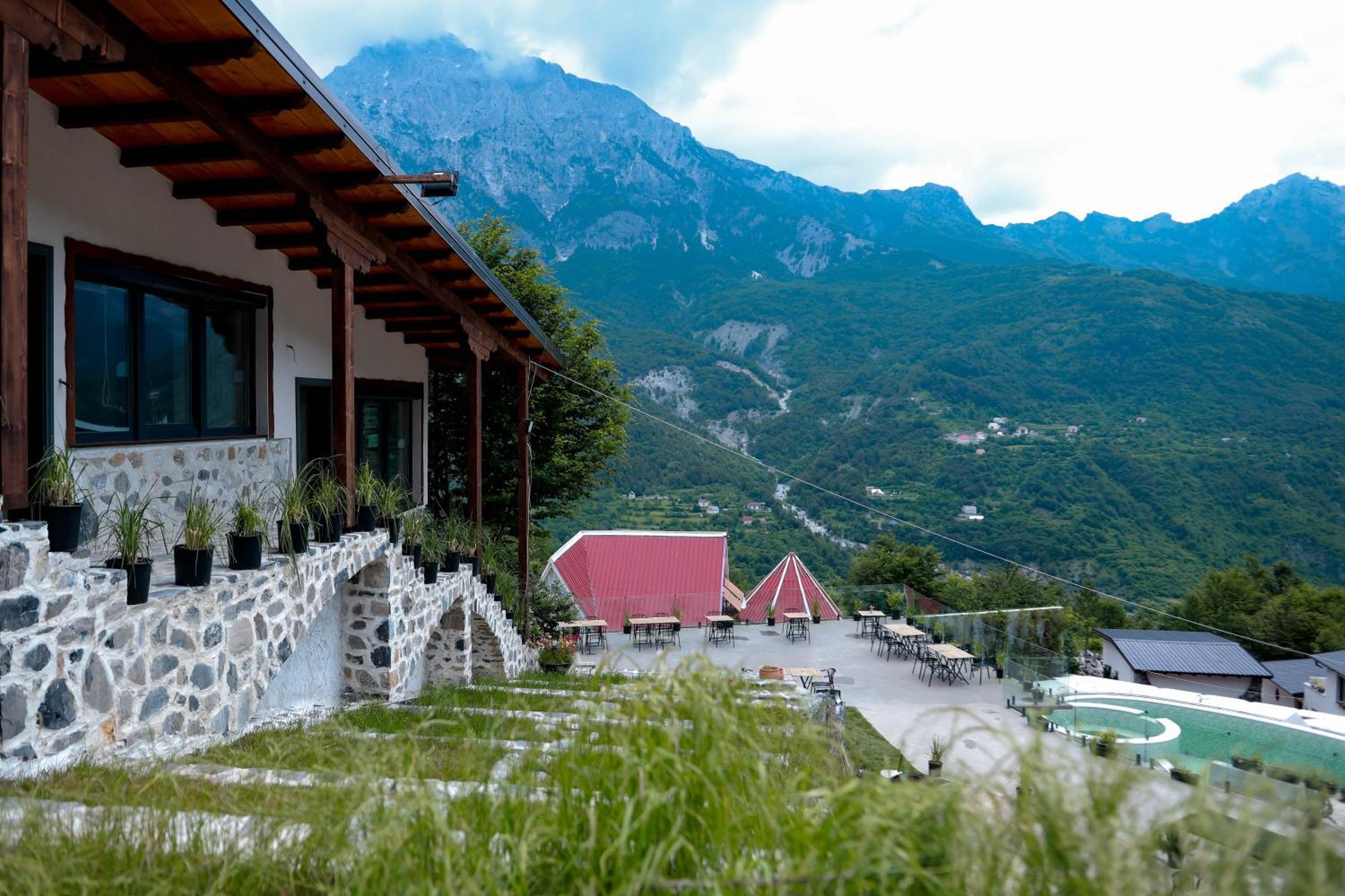 Hotel Thethi Exterior foto